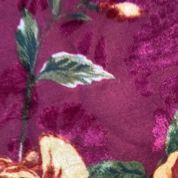 Glamour Nights Chiffon Overlay dress - Picture 5 of 9